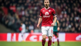 斯图加特防守不稳遭遇困境，圣保利火力全开展现强势